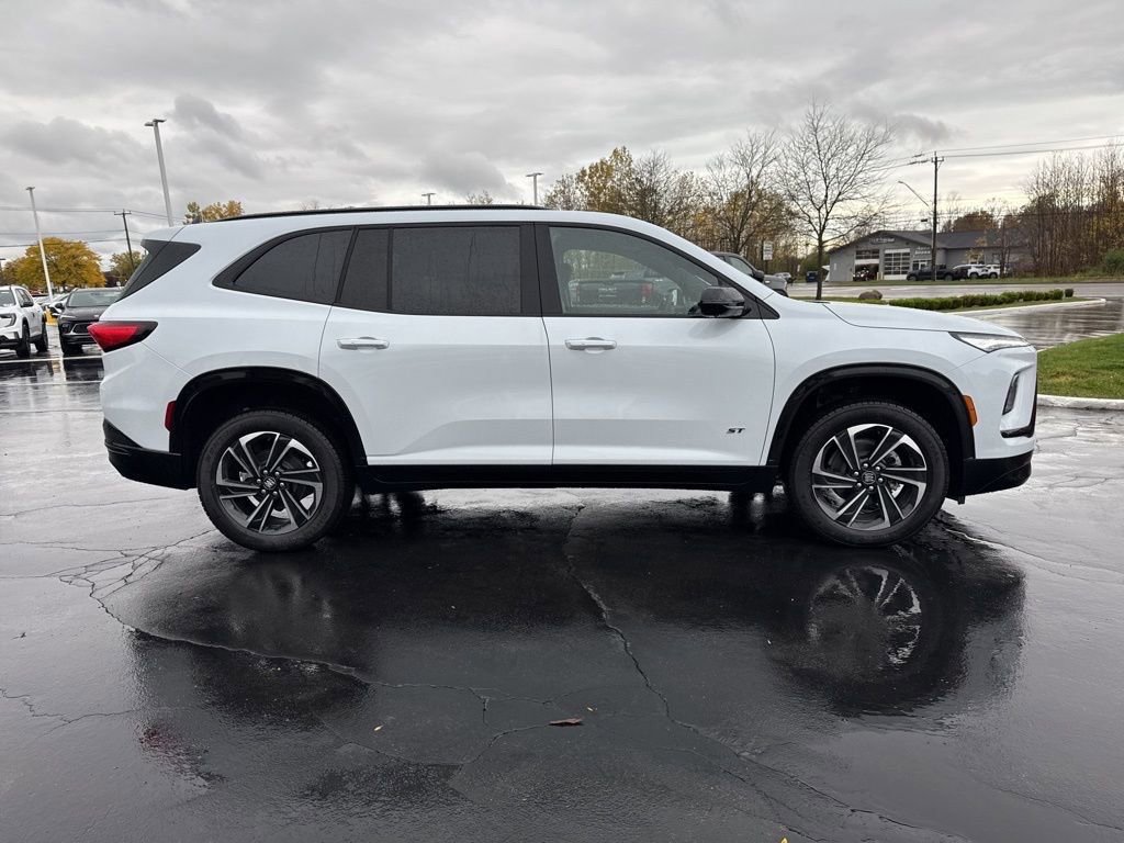 New 2026 Buick Enclave Sport Touring w/ Power Package image 8