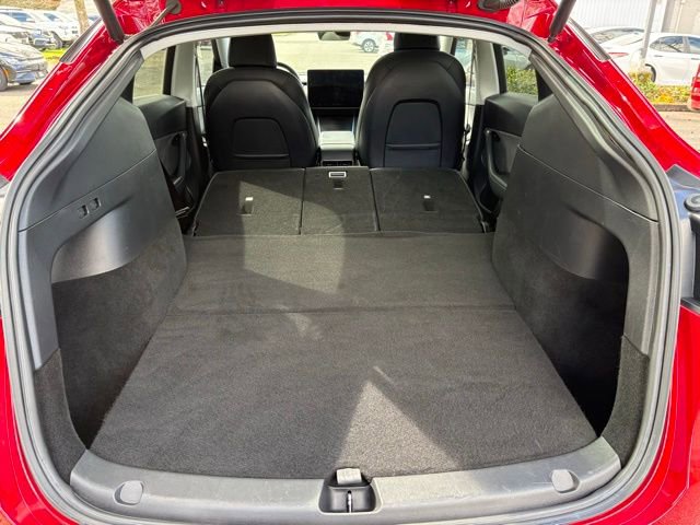 Used 2021 Tesla Model Y Long Range image 22