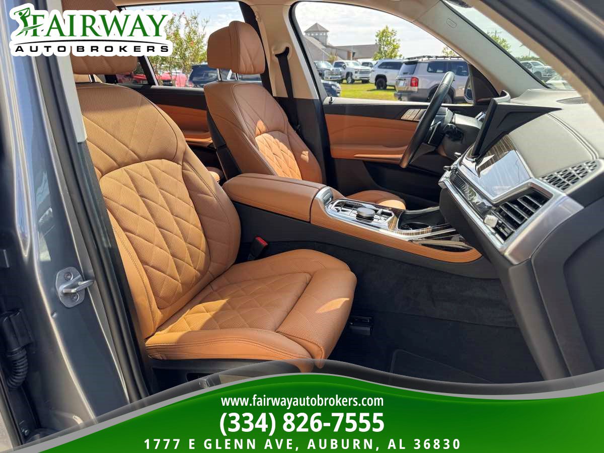 Used 2026 BMW X7 xDrive40i AWD/4WD image 12