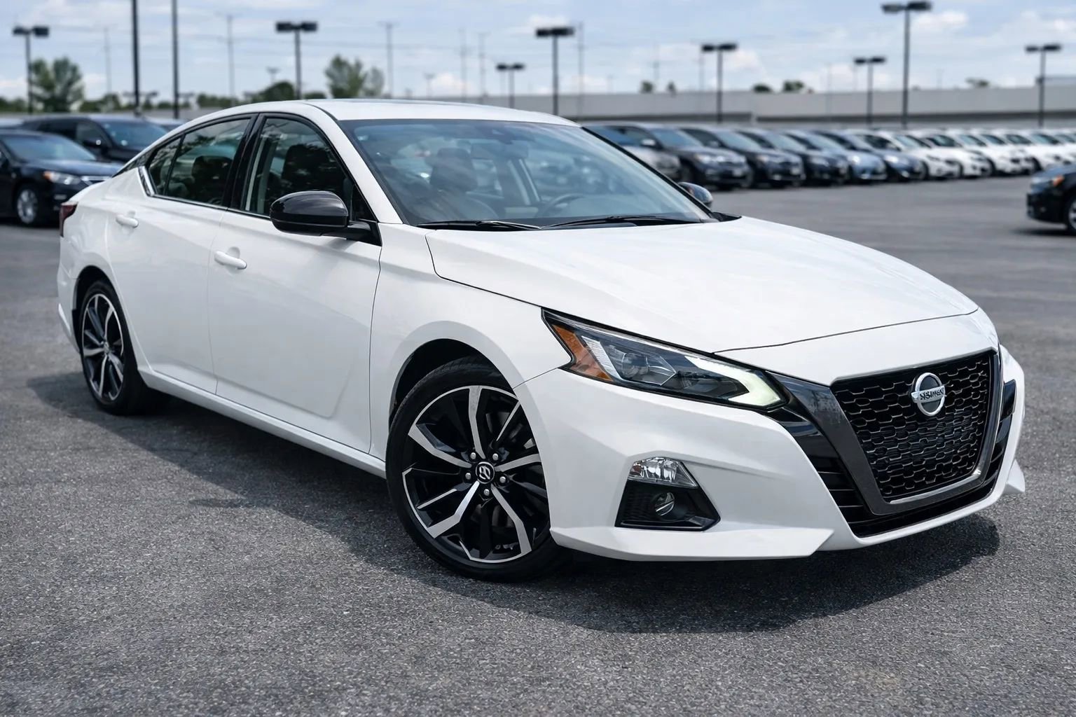 Used 2024 Nissan Altima 2.5 SR