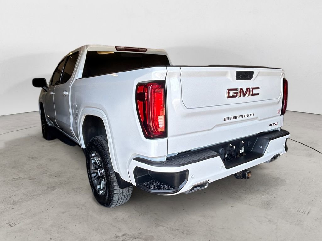 Used 2022 GMC Sierra 1500 AT4 w/ AT4 Premium Package AWD/4WD image 3
