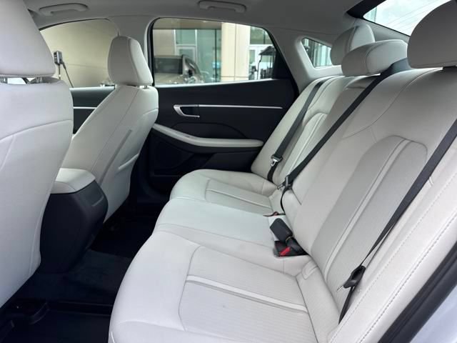 Used 2025 Hyundai Sonata SEL FWD image 10