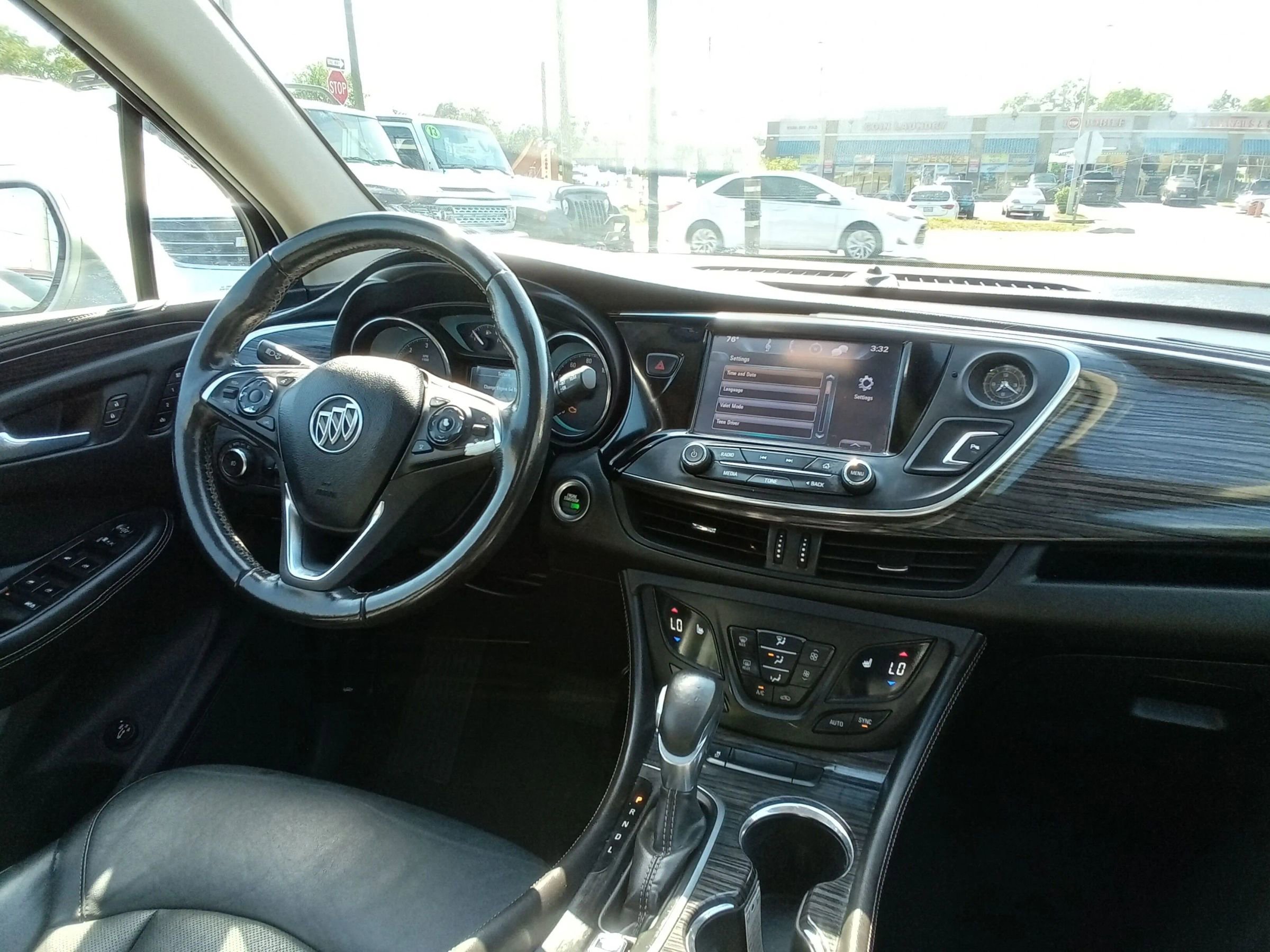 Used 2017 Buick Envision Essence FWD image 14