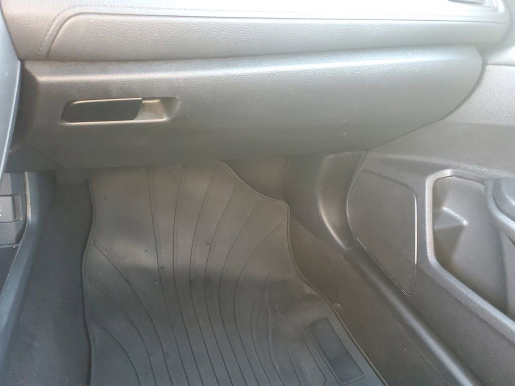 Used 2019 Honda Civic EX image 16