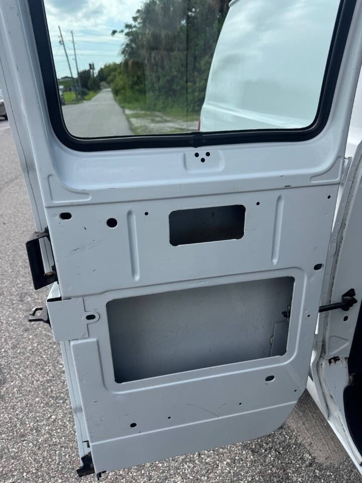 Used 2001 Dodge B1500 RWD image 17