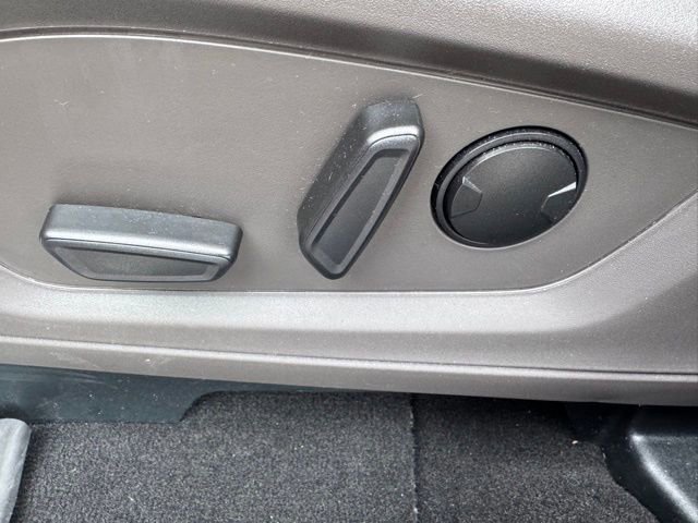 Used 2023 Ford Explorer Platinum w/ Technology Package image 18