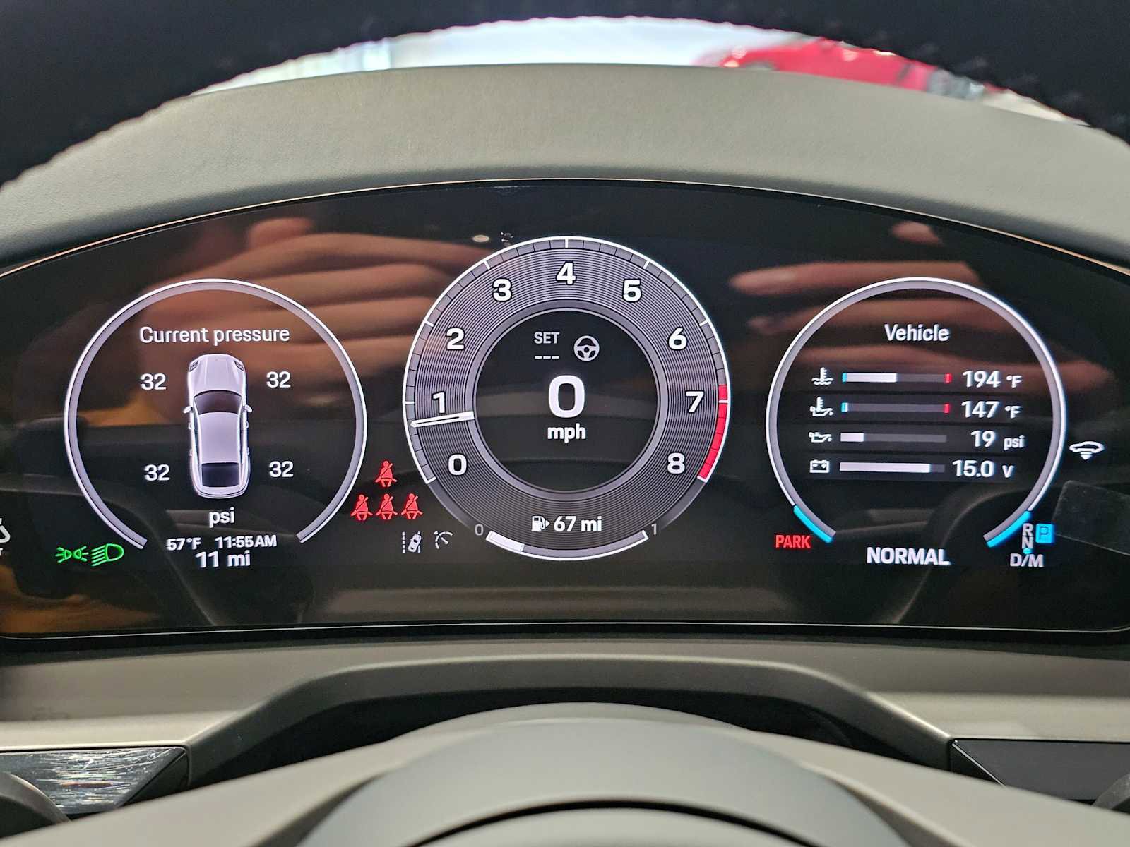 Used 2025 Porsche Panamera 4 image 24