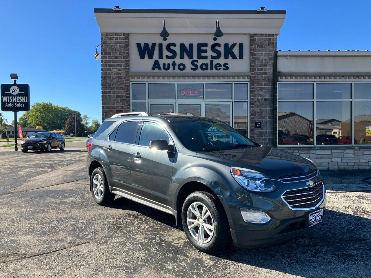 Used 2017 Chevrolet Equinox LT w/ Convenience Package