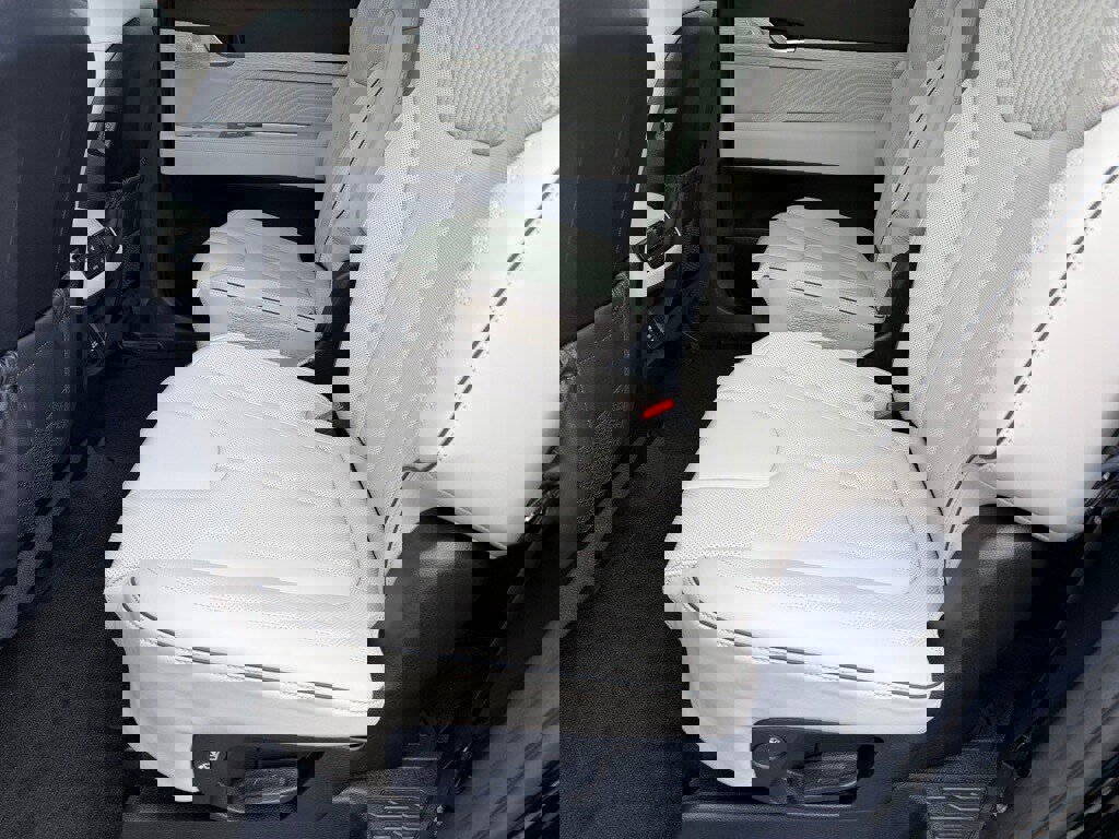 Used 2024 Hyundai Palisade Calligraphy image 10