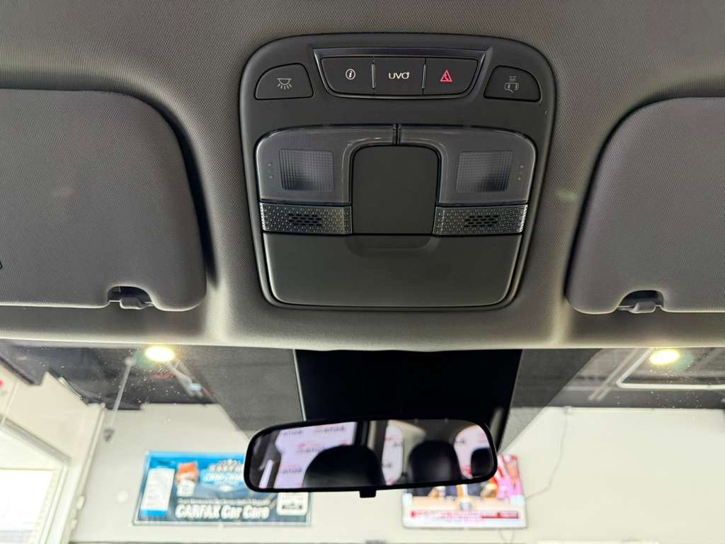 Used 2020 Kia Telluride LX AWD/4WD image 19