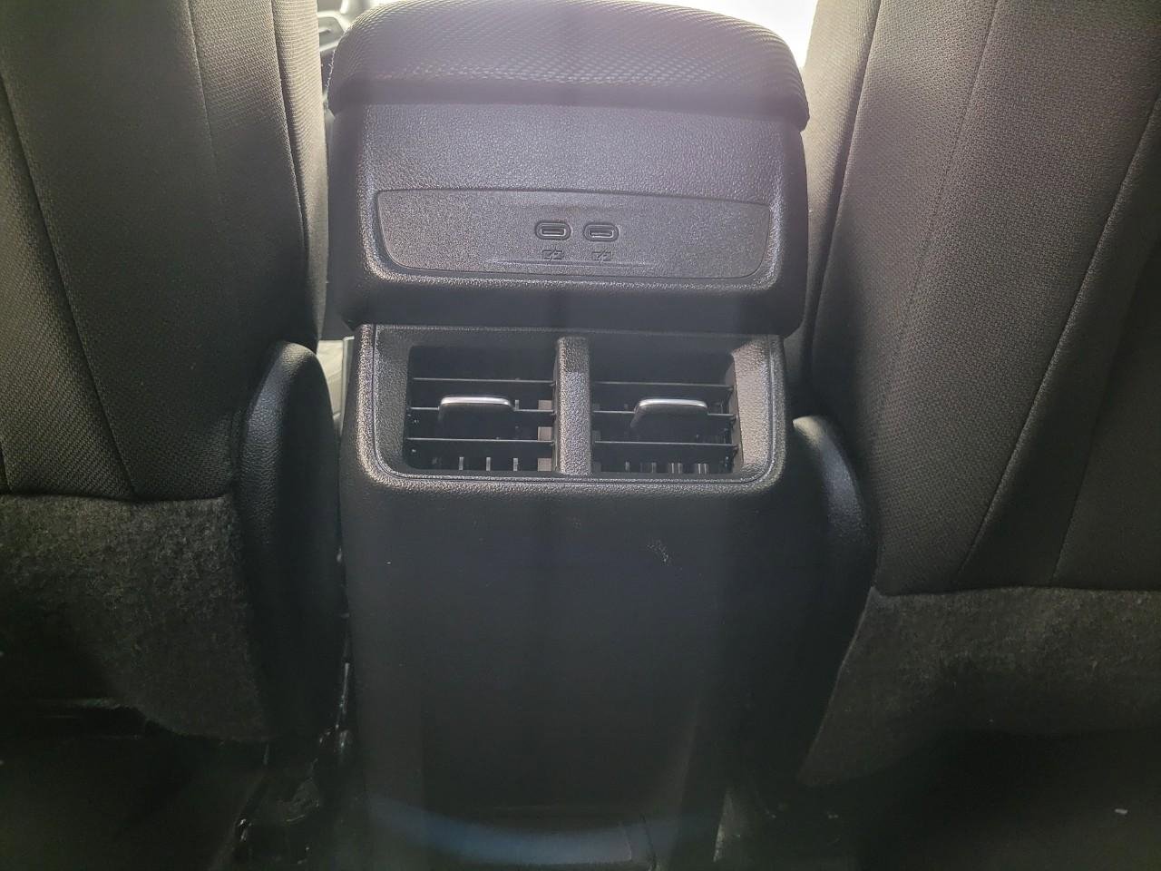 Used 2025 Chevrolet Equinox LT image 22