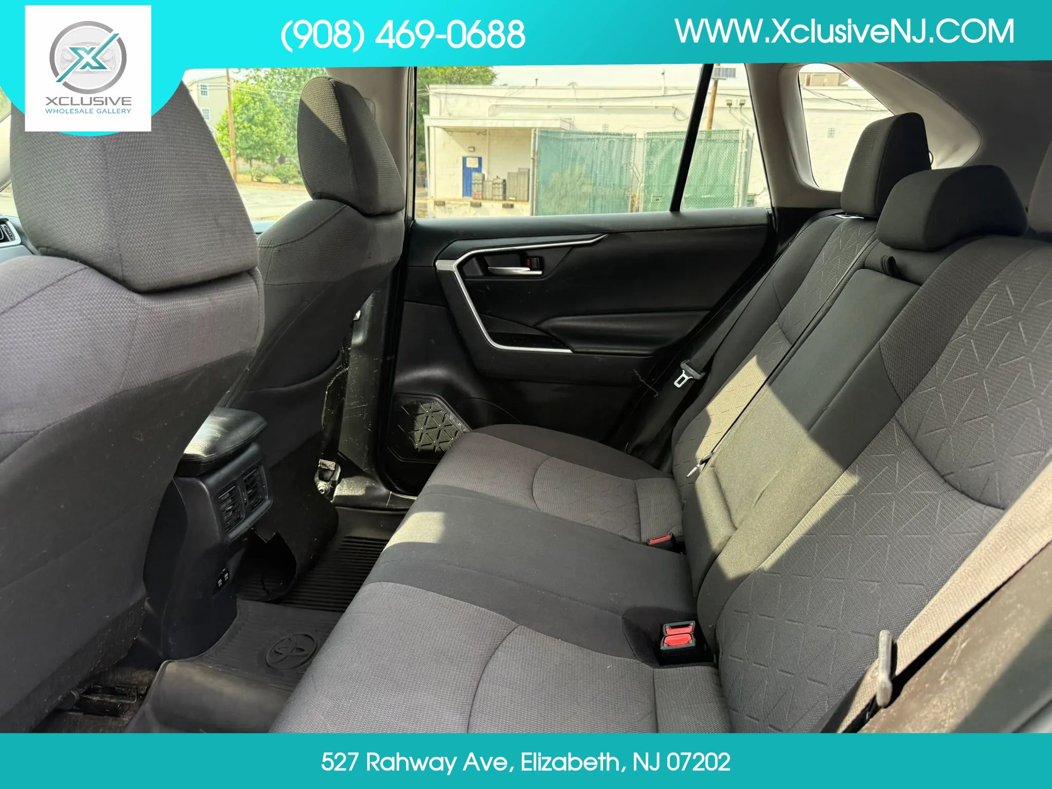 Used 2019 Toyota RAV4 XLE FWD image 27
