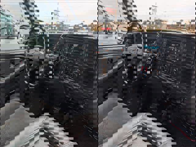 Used 2006 Chevrolet Silverado 1500 W/T image 18