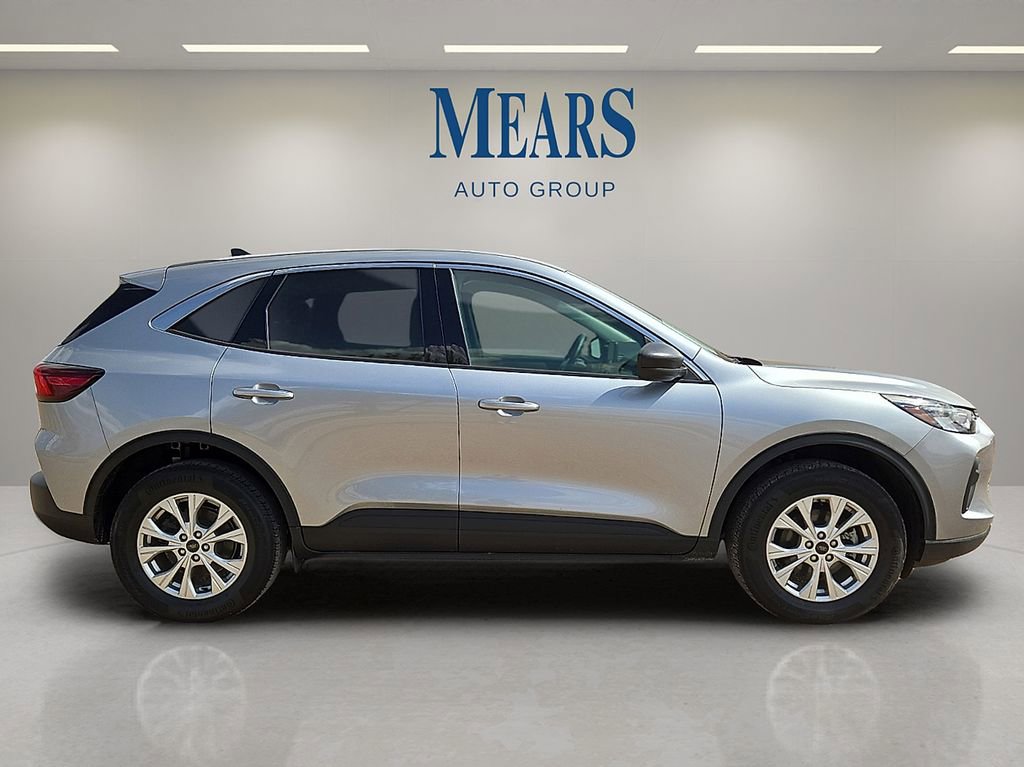 Used 2024 Ford Escape Active AWD/4WD image 6