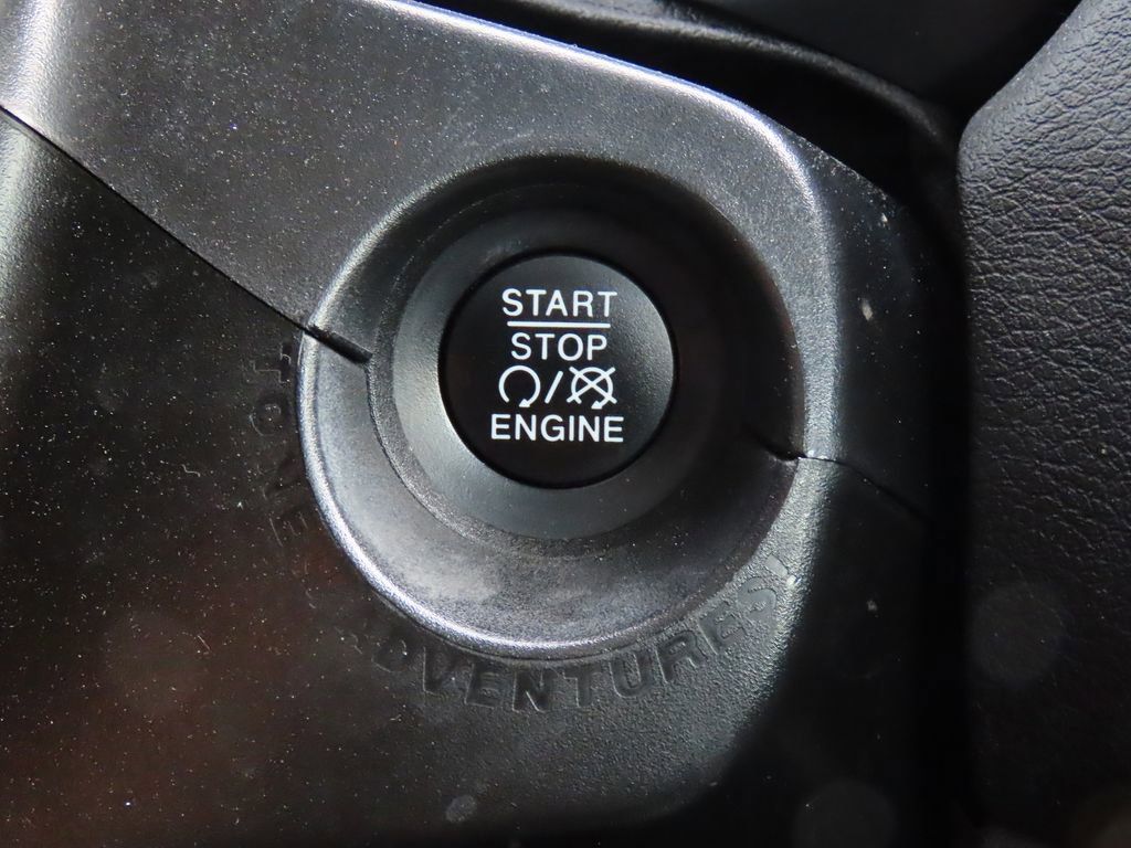 Used 2019 Jeep Renegade Sport w/ Sport Appearance Group image 32