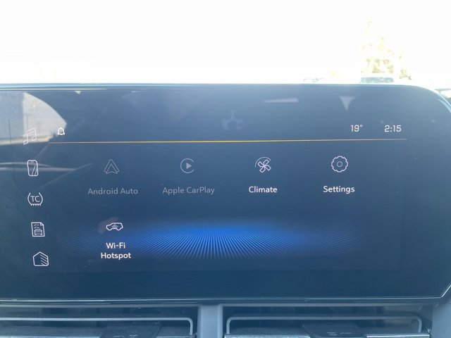 Used 2025 Chevrolet Trax RS image 4