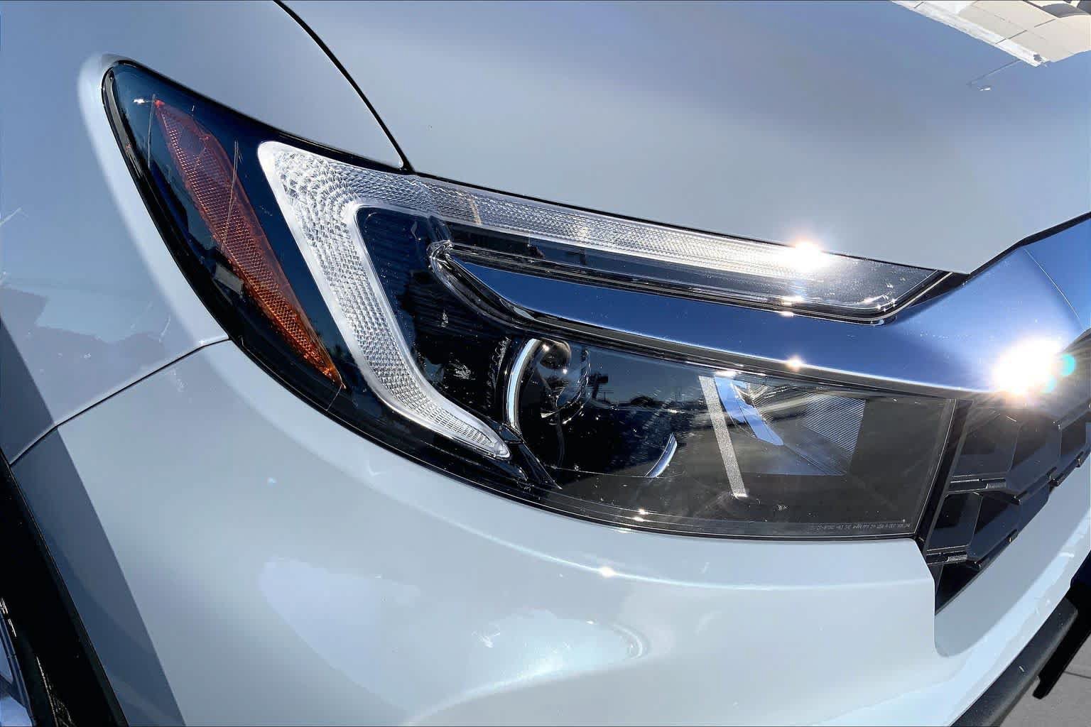 Used 2025 Honda Passport EX-L image 26