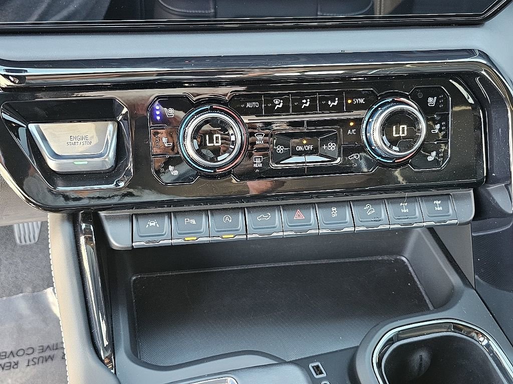 Used 2025 GMC Sierra 1500 AT4X image 35