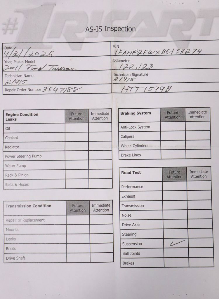 Used 2011 Ford Taurus SEL w/ 201A Rapid Spec Order Code FWD image 4