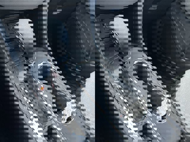 Used 2023 Chevrolet Equinox LS w/ LS Convenience Package image 16