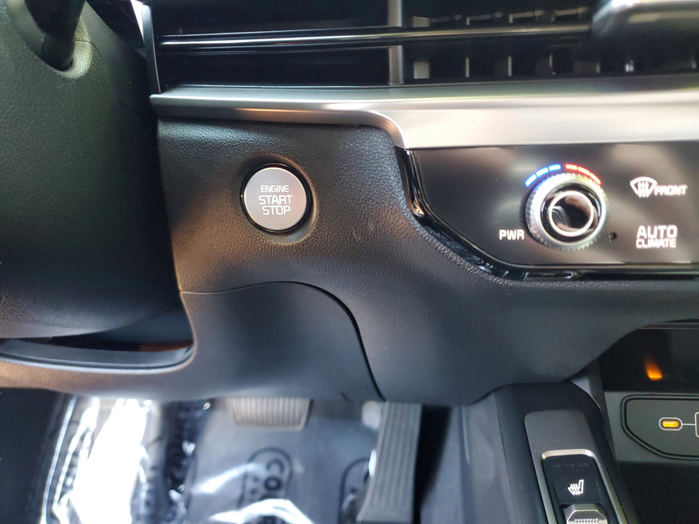 New 2026 Kia Sorento EX FWD image 23