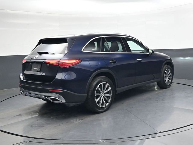 Used 2024 Mercedes-Benz GLC 300 image 4