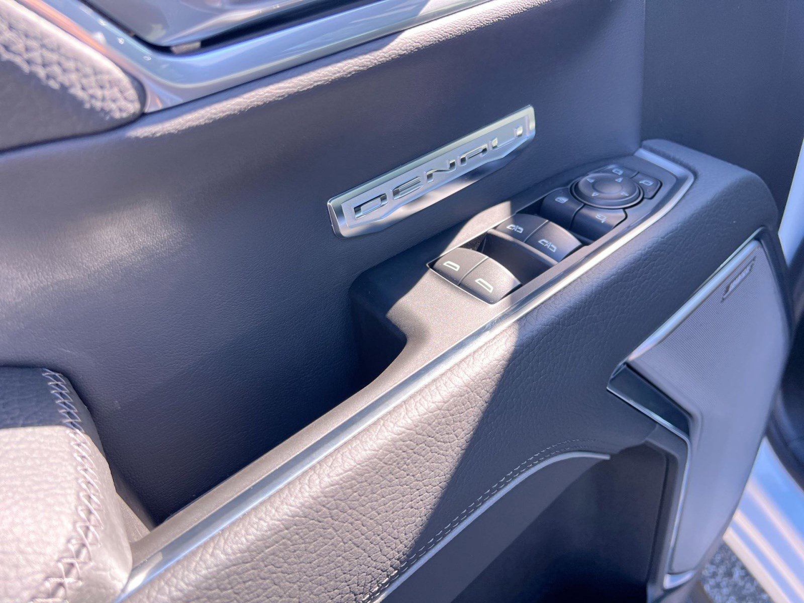 New 2026 GMC Sierra 1500 Denali w/ Technology Package image 15