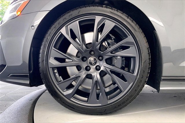 New 2025 Audi S8 w/ Executive Package image 12