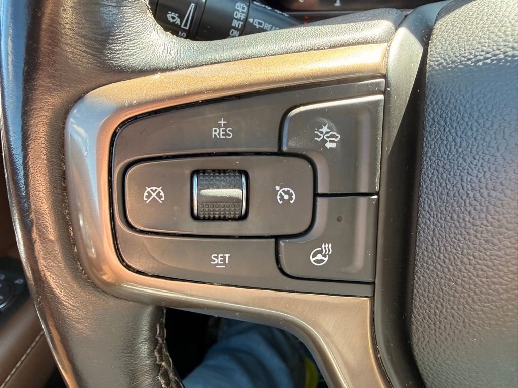 Used 2022 Chevrolet Suburban High Country w/ LPO, Illumination Package image 44