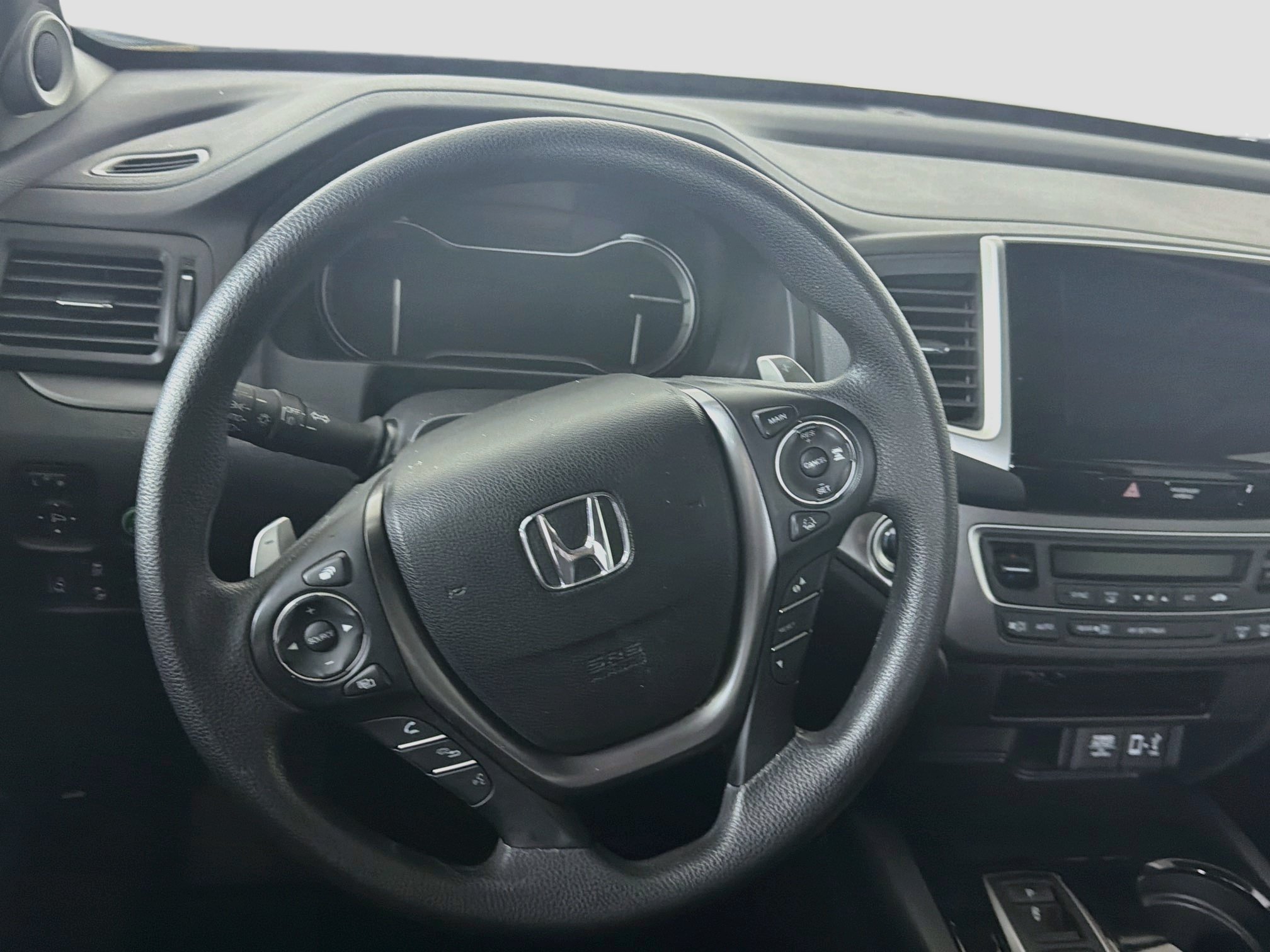 Used 2020 Honda Ridgeline Sport image 17