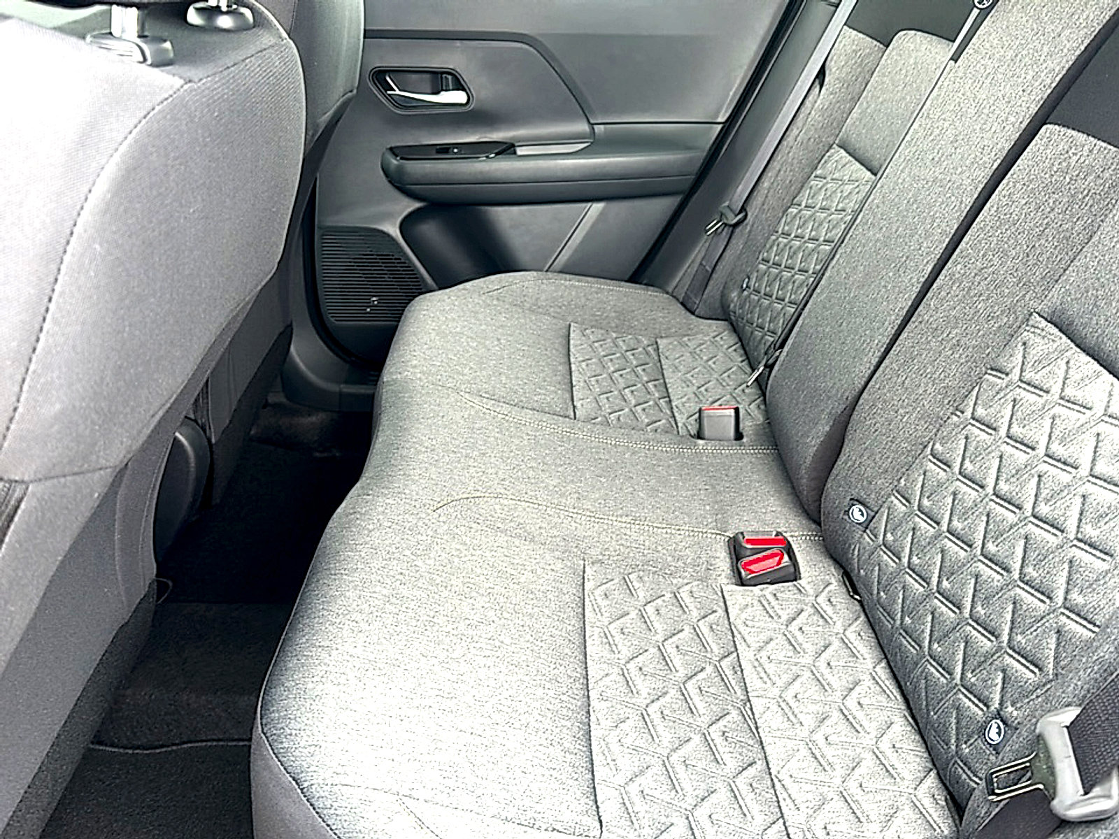 New 2026 Nissan Kicks SV w/ Cold Weather Package FWD image 15