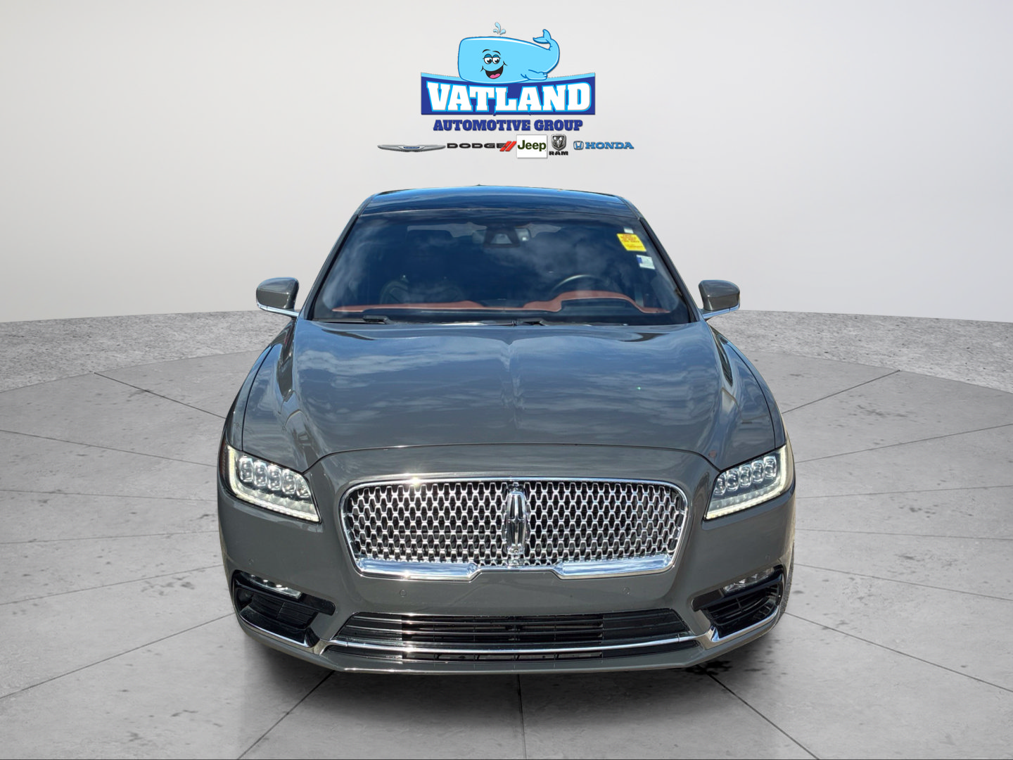 Used 2020 Lincoln Continental Black Label w/ Rear Seat Amenities Package FWD image 22