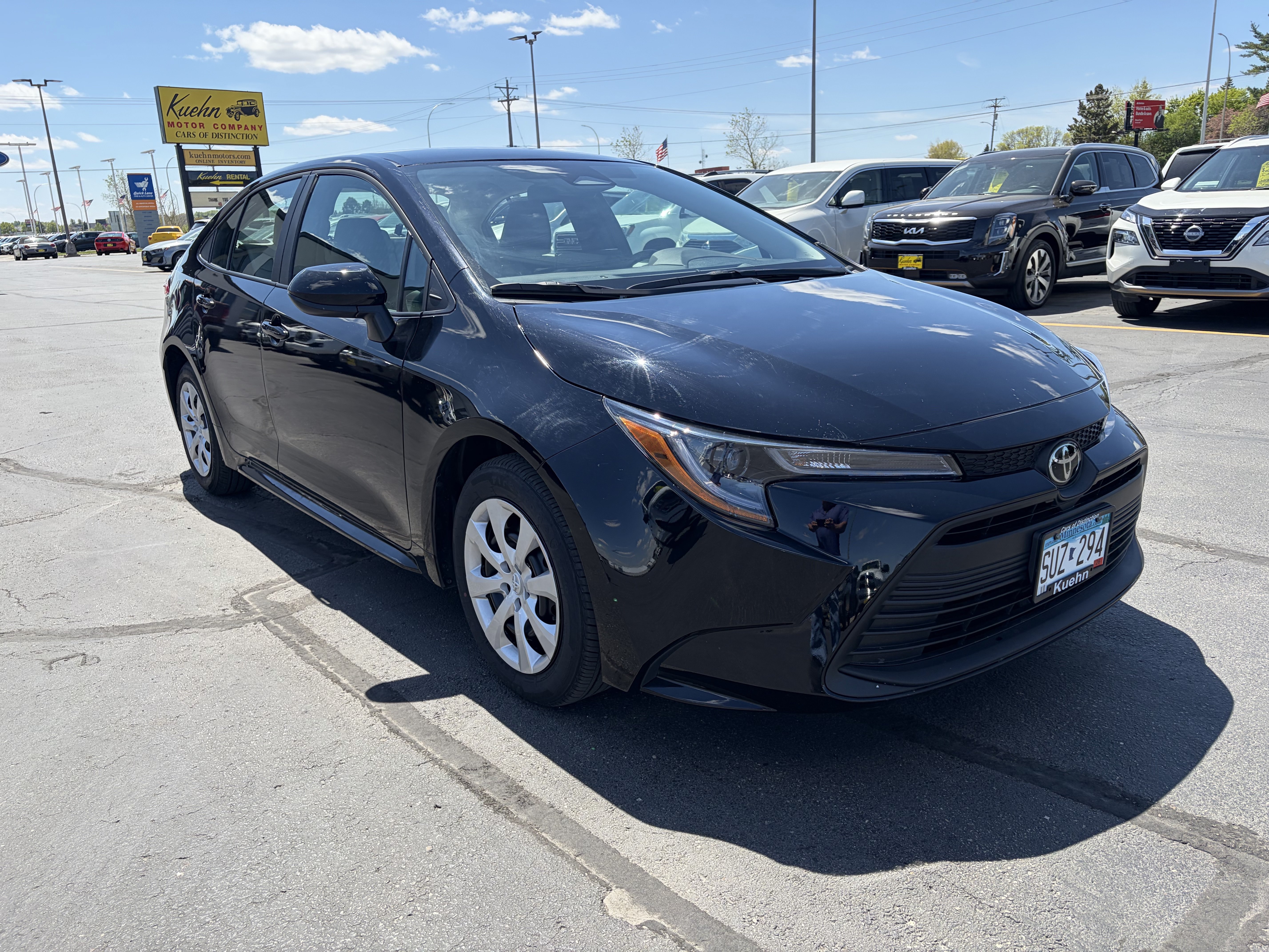 Used 2025 Toyota Corolla LE FWD image 4