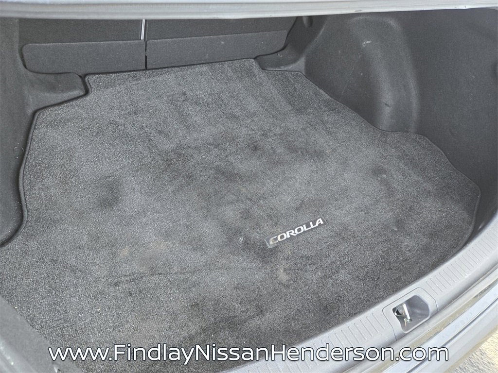 Used 2020 Toyota Corolla LE image 14