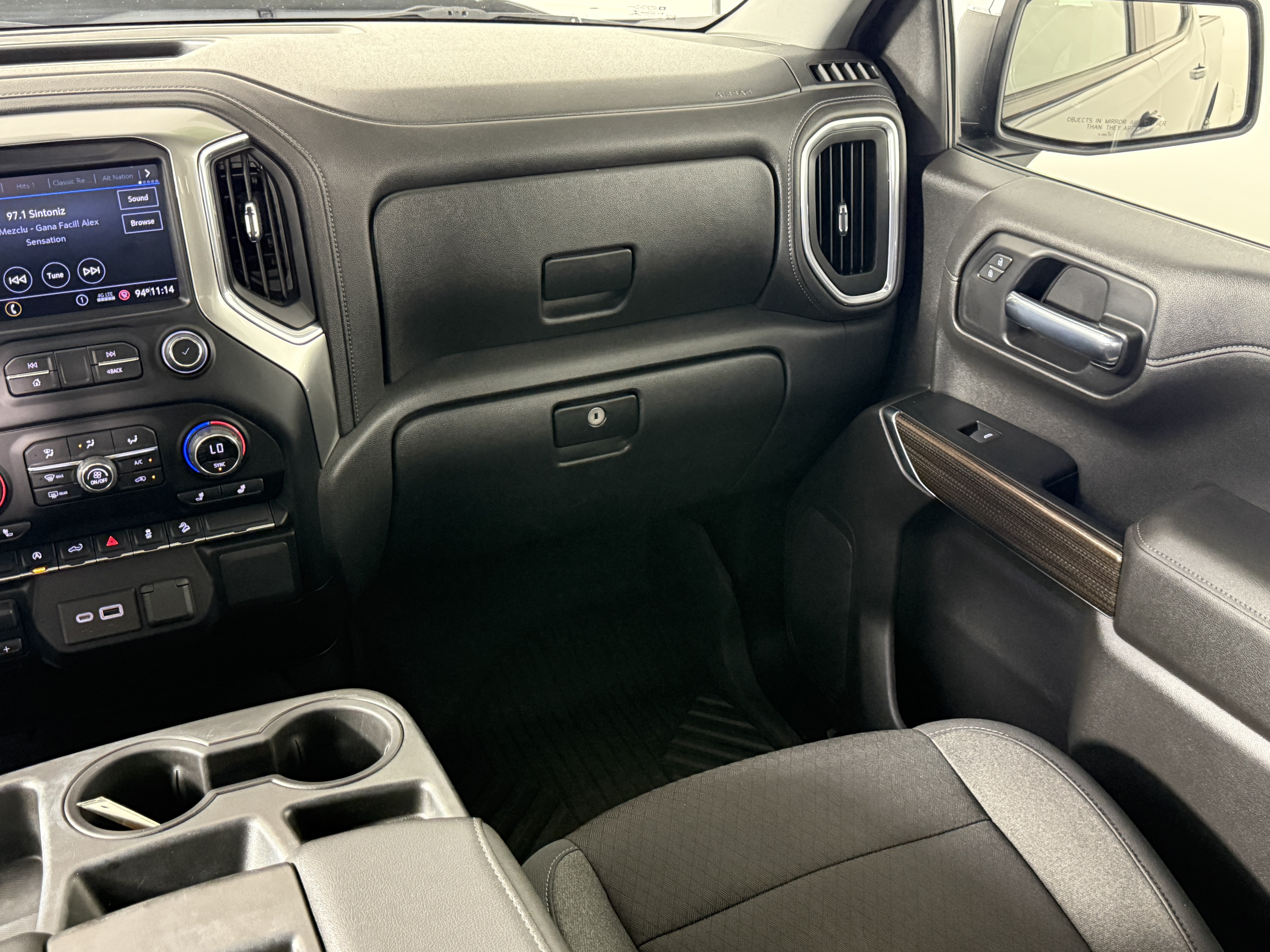 Used 2021 Chevrolet Silverado 1500 LT w/ Z71 Off-Road Package AWD/4WD image 12