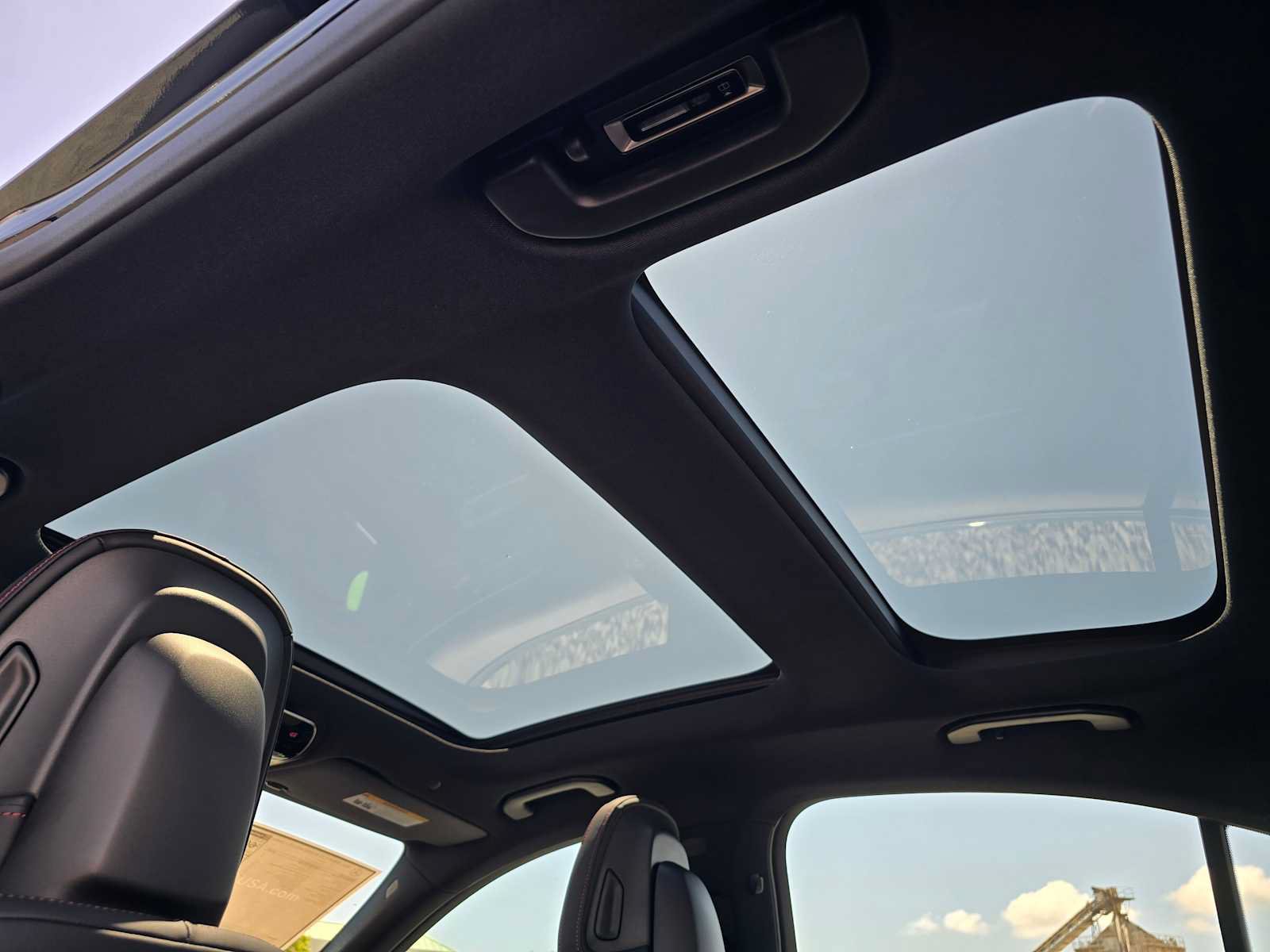 New 2026 Mercedes-Benz E 53 AMG e 4MATIC Sedan image 26