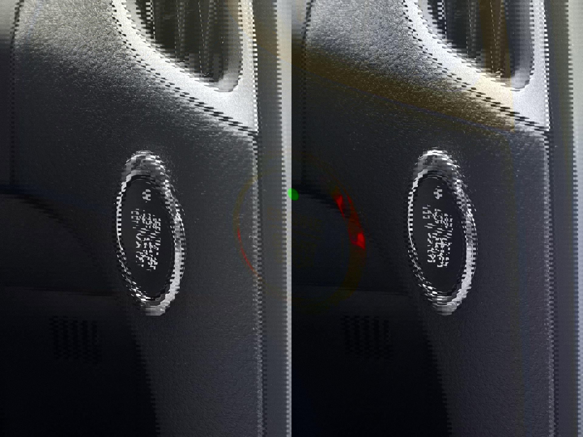 Used 2022 Ford Edge SEL w/ Convenience Package image 17