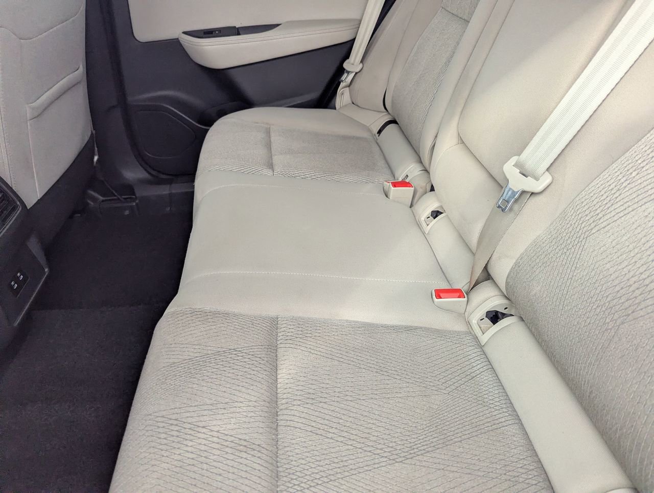 Certified 2025 Nissan Rogue SV image 17