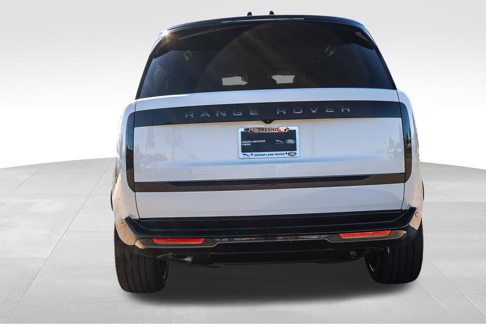 New 2026 Land Rover Range Rover SE image 6