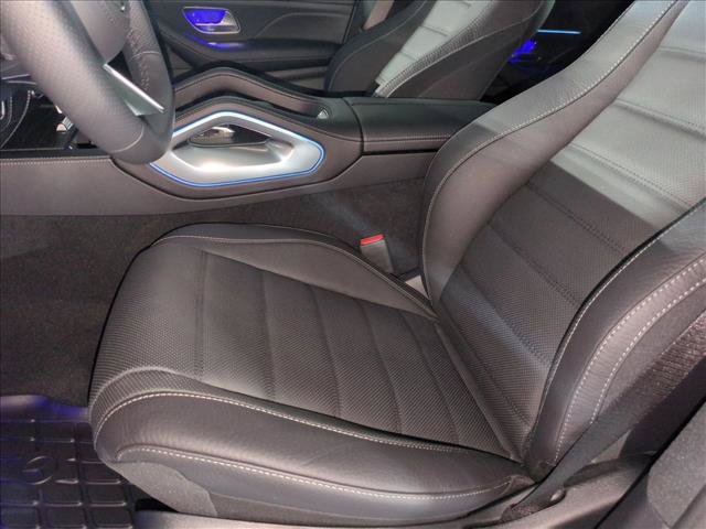 New 2026 Mercedes-Benz GLS 580 4MATIC image 4