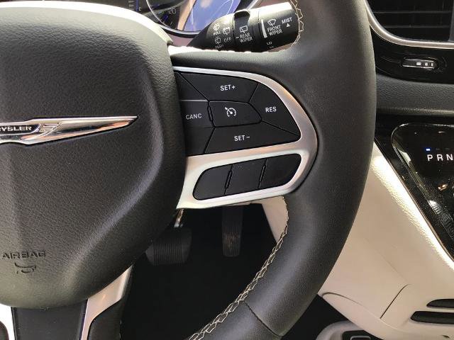 Used 2024 Chrysler Voyager LX FWD image 20