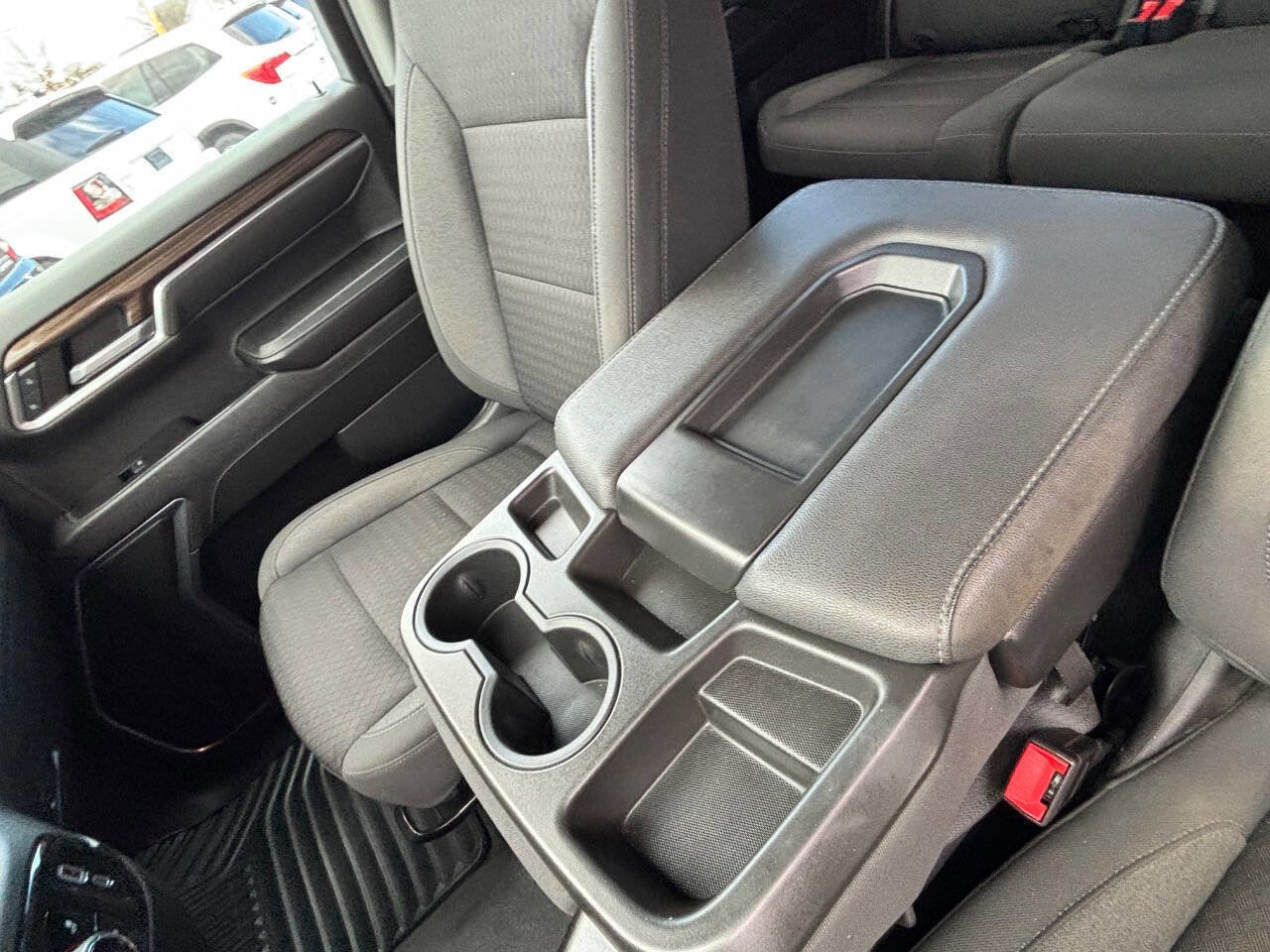 Used 2022 Chevrolet Silverado 1500 LT w/ Z71 Off-Road Package image 29