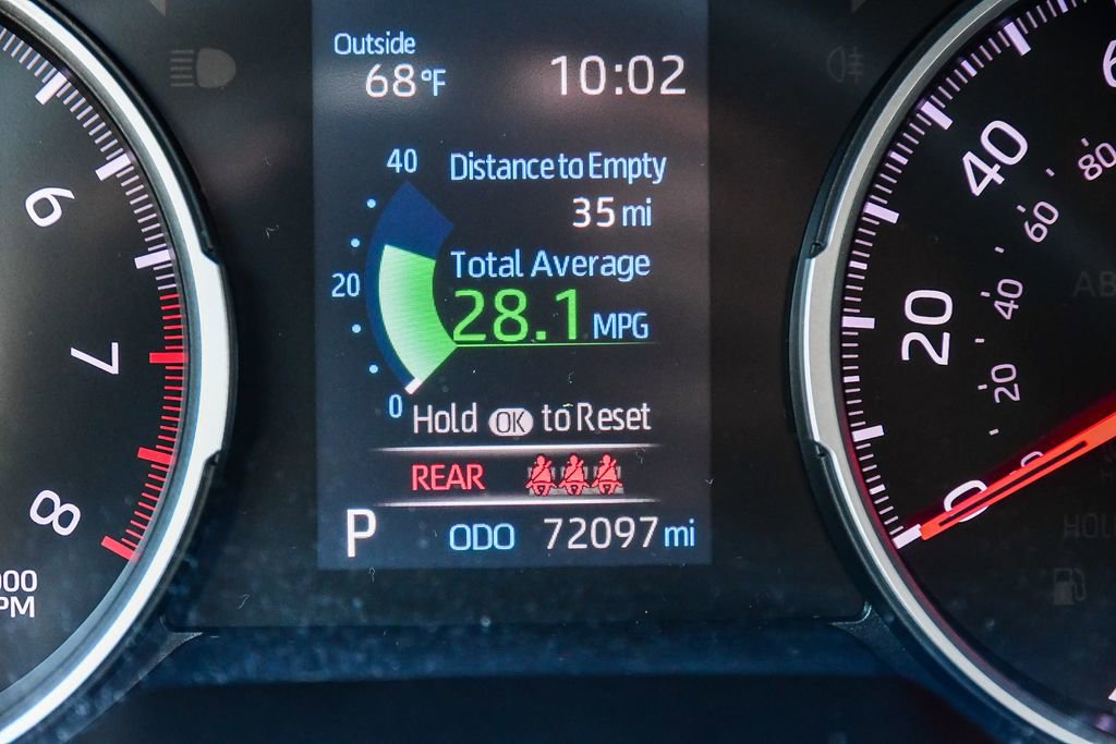 Used 2020 Toyota RAV4 XLE Premium image 26