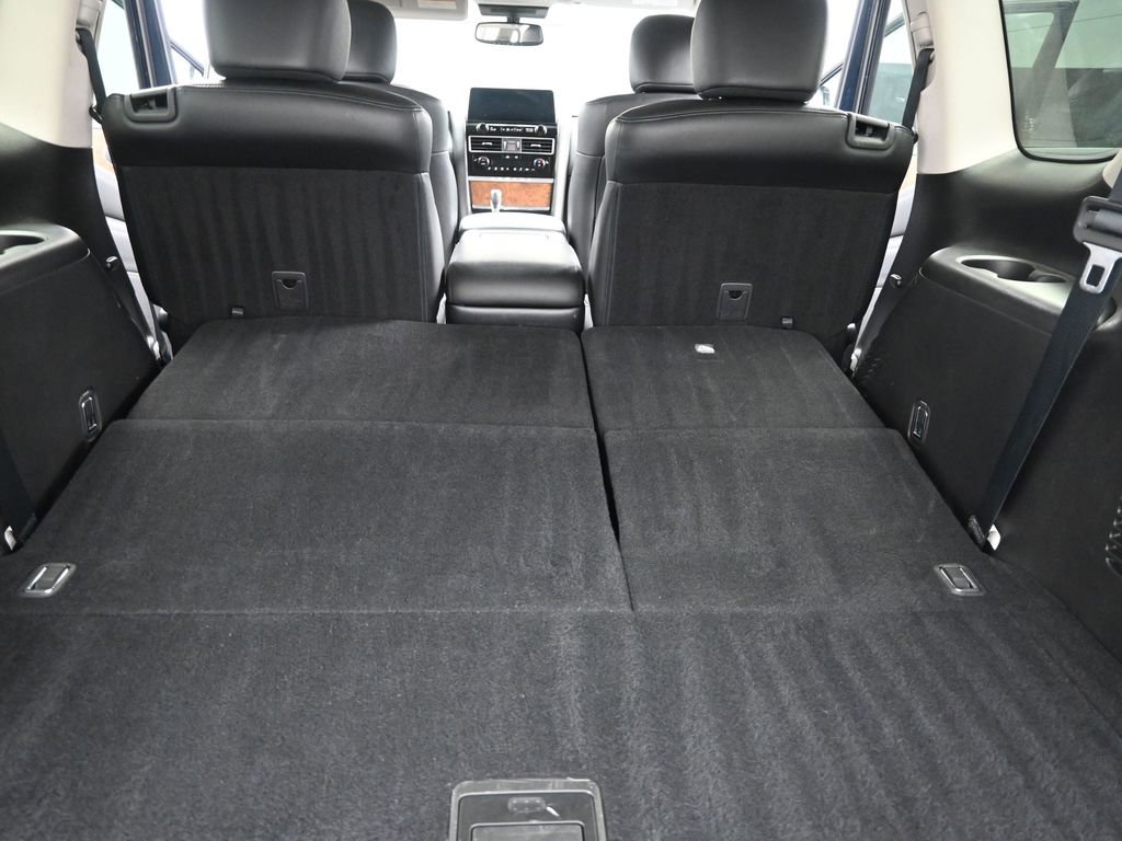 Used 2024 Nissan Armada SL w/ Captain's Chairs Package image 11