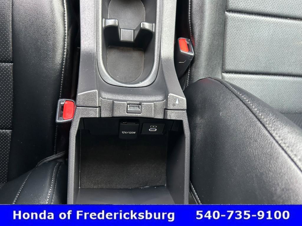 Used 2025 Toyota Corolla Cross L image 39