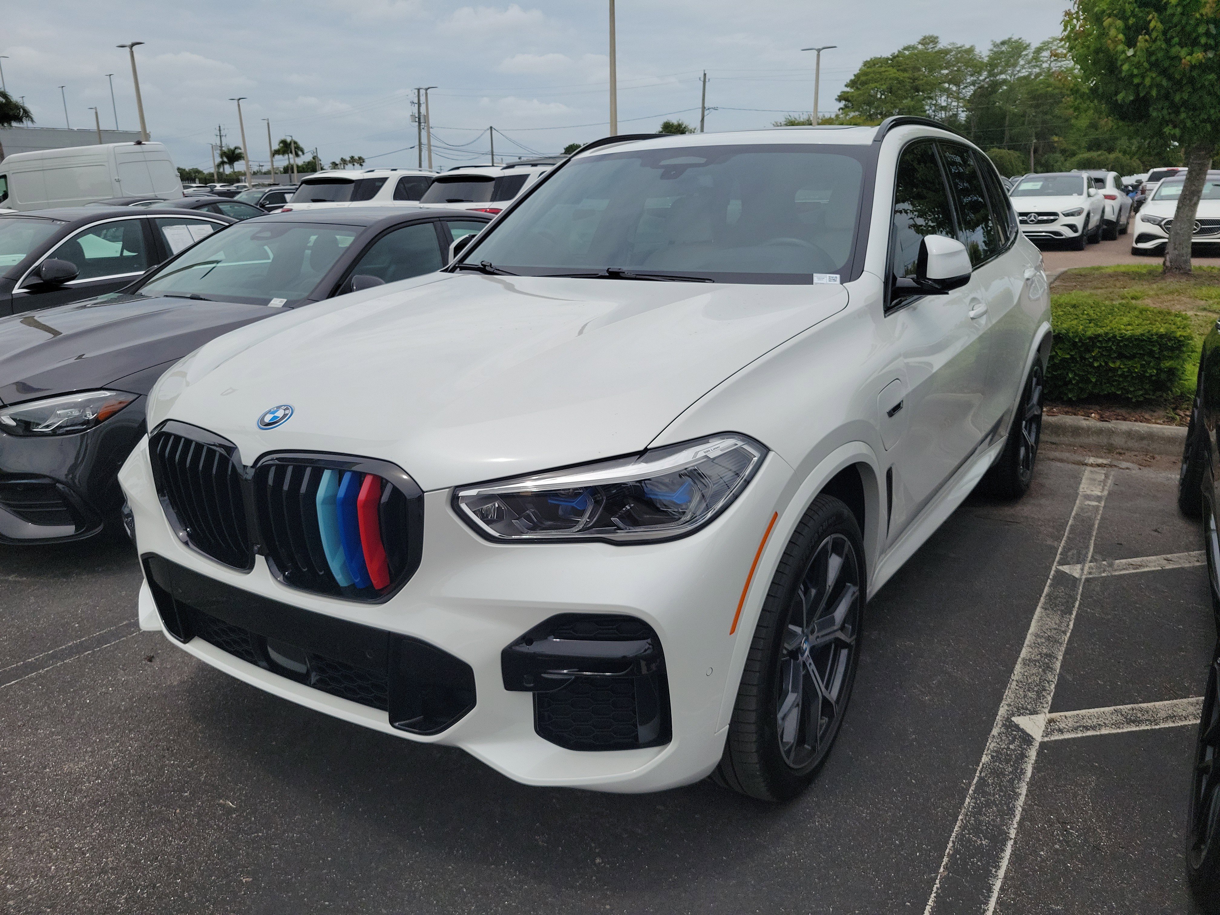 Used 2022 BMW X5 xDrive45e w/ M Sport Package