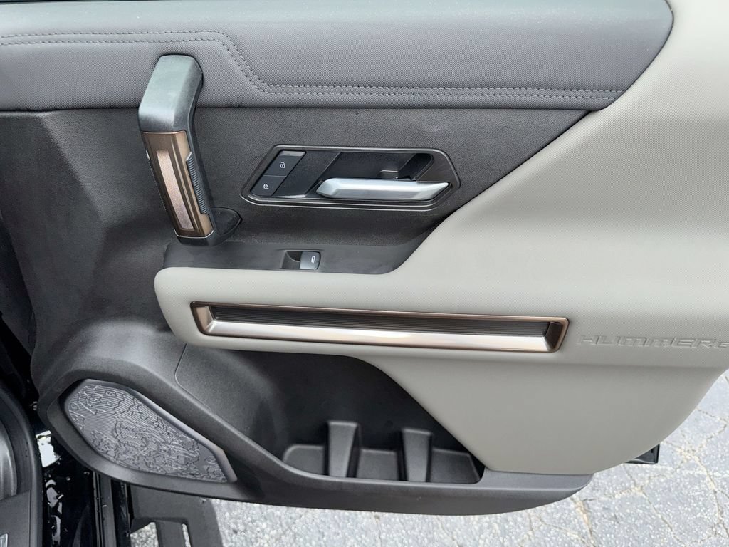 Used 2025 GMC Hummer EV 3X AWD/4WD image 33