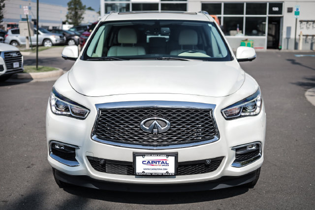 Used 2017 INFINITI QX60 Luxe w/ Deluxe Technology Package AWD/4WD image 6