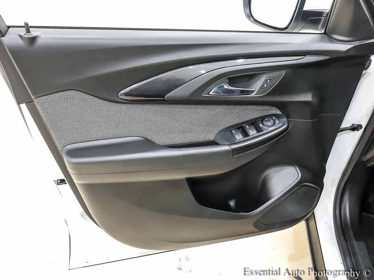 Used 2022 Chevrolet TrailBlazer LT image 24