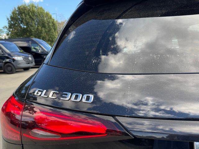 Certified 2025 Mercedes-Benz GLC 300 image 21